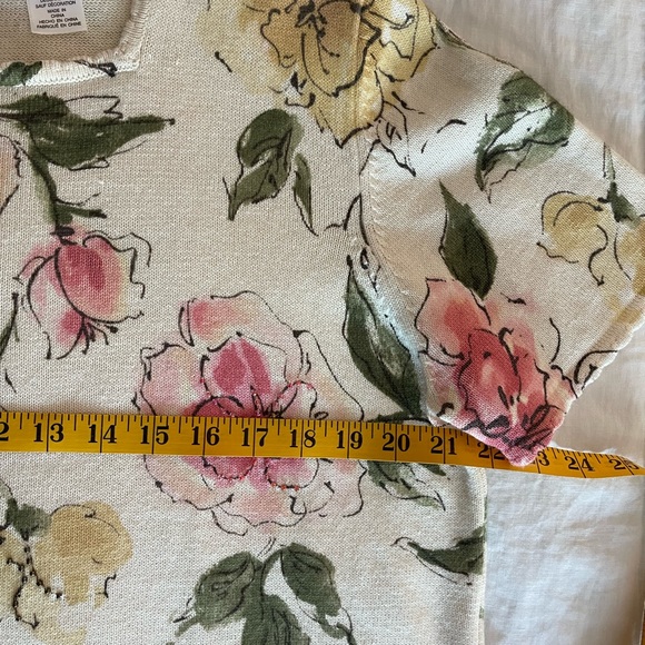 Alfred Dunner Floral Top with scalloped neckline and embellishments - Picture 3 of 6